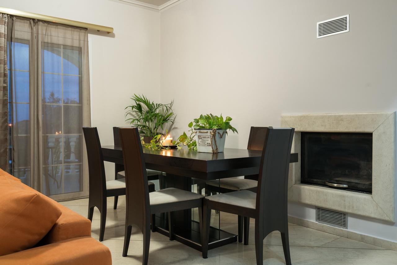 Gk Holiday Home ตรากากิ ภายนอก รูปภาพ